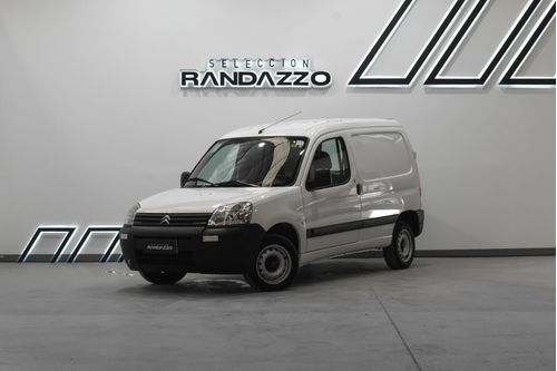 CITROEN BERLINGO FURGON 1.6I BUSINESS L/23 2023