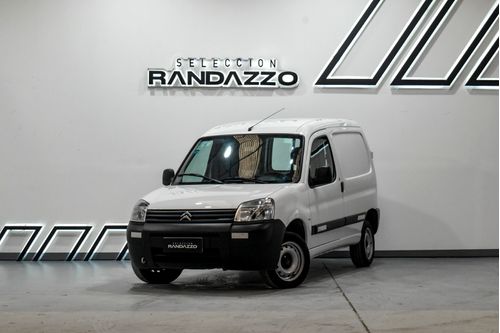 CITROEN BERLINGO FURGON 1.6I BUSINESS L/23 2024